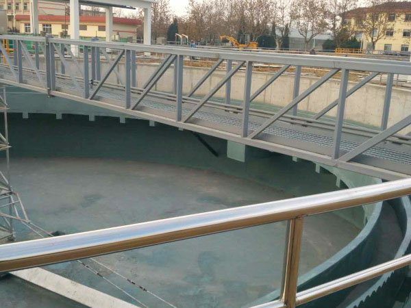 招远市污水处理厂不锈钢安全护栏工程2.jpg